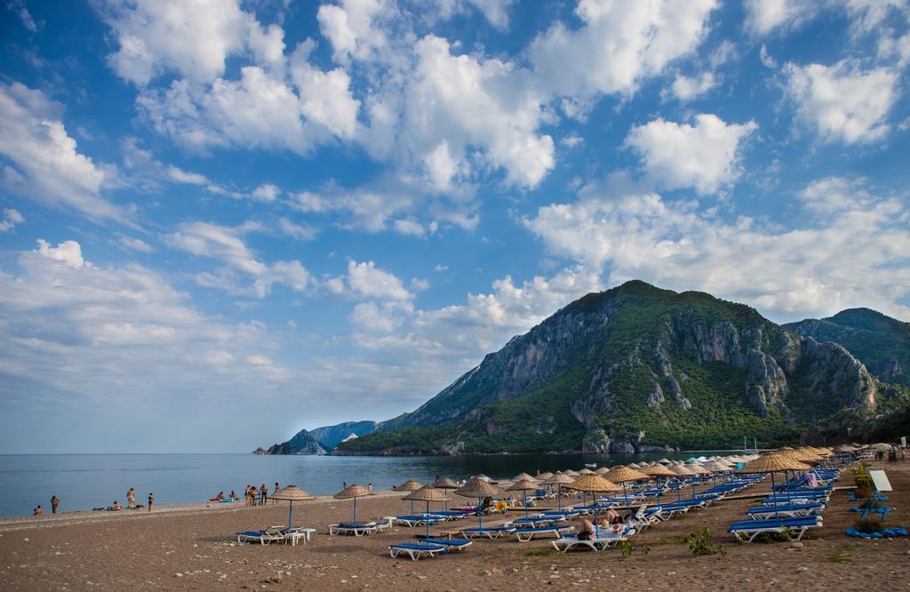 Ekinoks Hotel - Adults Only Чирали Екстериор снимка